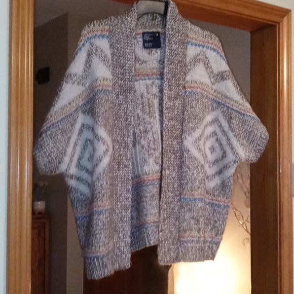 American Eagle Outfitters Sweaters - American Eagle Sweater XS-S/TP/P